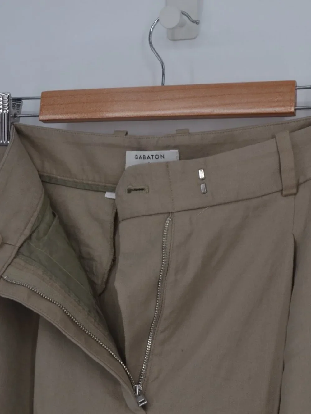 Aritzia Babaton Linen Blend Pants Womens 8 Brown High Waist Pleated Straight